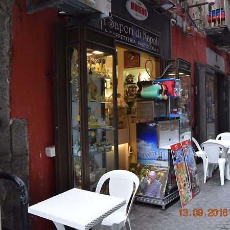 Domus San Biagio 14 Bed and Breakfast Napoli Eksteriør billede