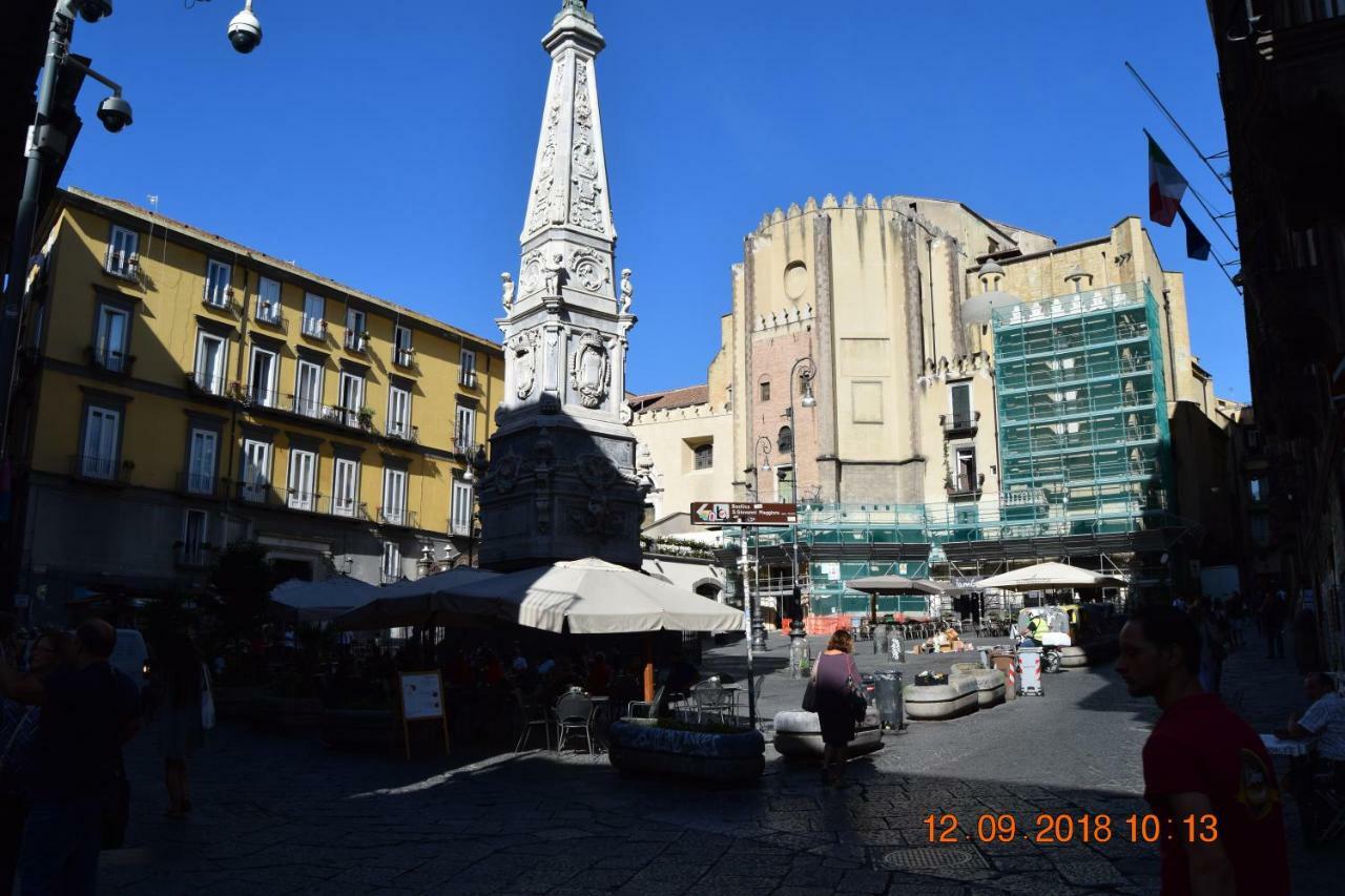 Domus San Biagio 14 Bed and Breakfast Napoli Eksteriør billede