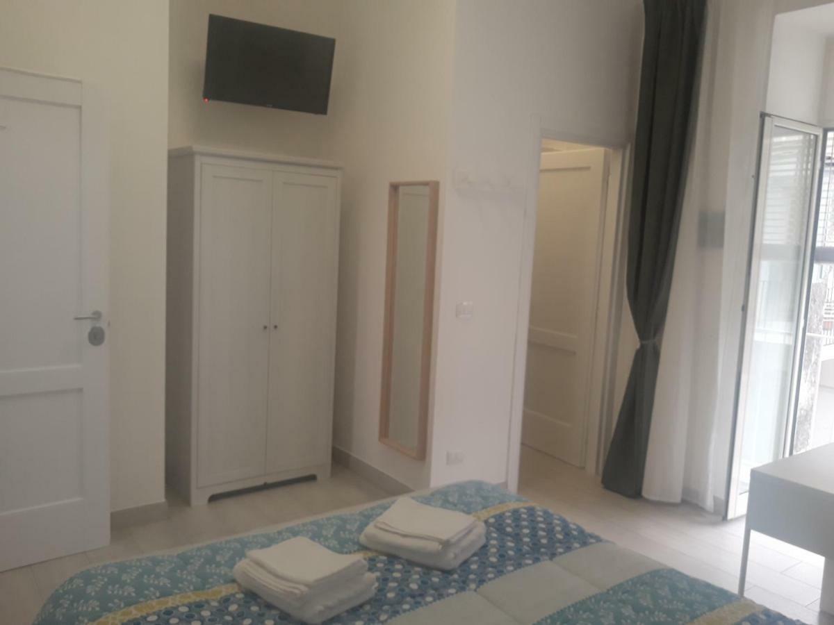 Domus San Biagio 14 Bed and Breakfast Napoli Eksteriør billede